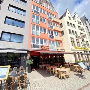hotel-drei-kronen-cologne.topcolognehotels.com/