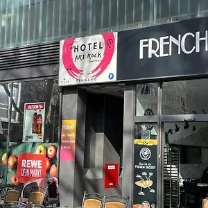 https://cologne-downtown-hostel.topcolognehotels.com
