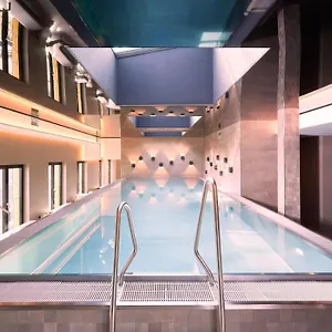 adina-apartment-hotel-dusseldorf.topcolognehotels.com/