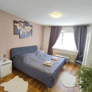 Large - Modern & Fully Equipped - Near Fair Apartment Köln