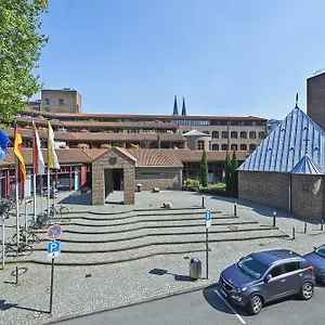 https://maternushaus.topcolognehotels.com