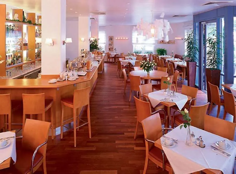 Leonardo Hotel Munich City Olympiapark 4*,